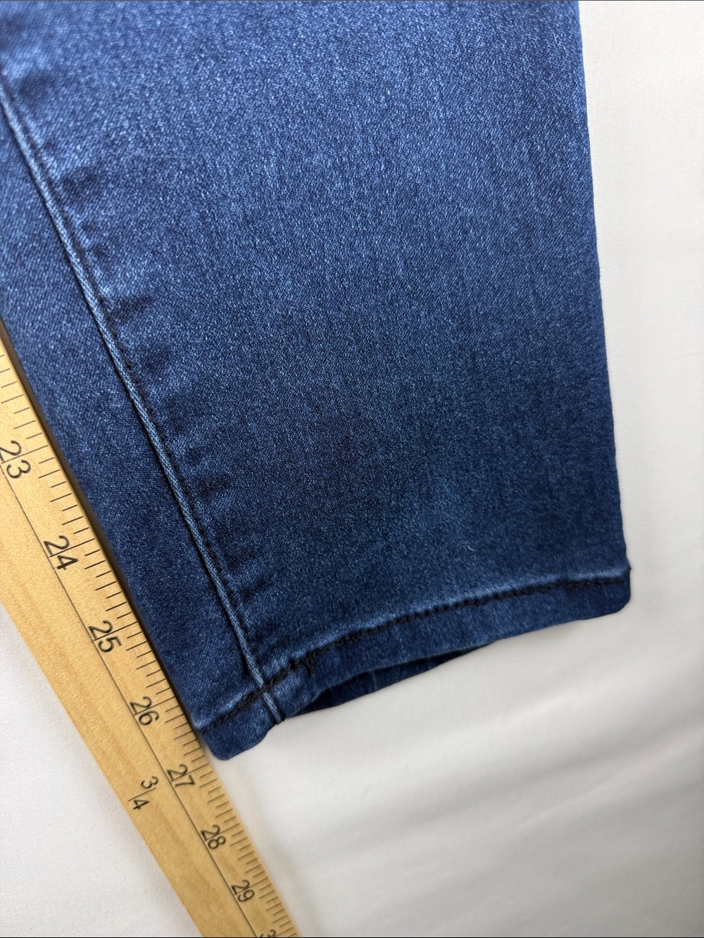 1822 Sydney Skinny Jeans – Women's Size 12 - Picture 3 of 8